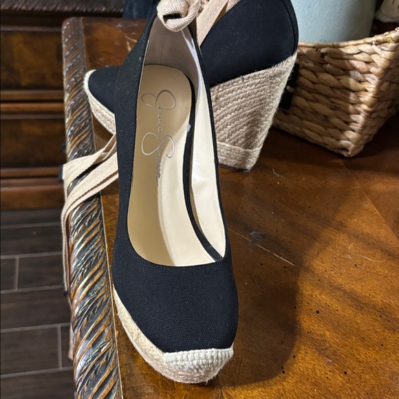 Jessica Simpson ankle wrap Black and Tan Wedge Shoes - Picture 9 of 9